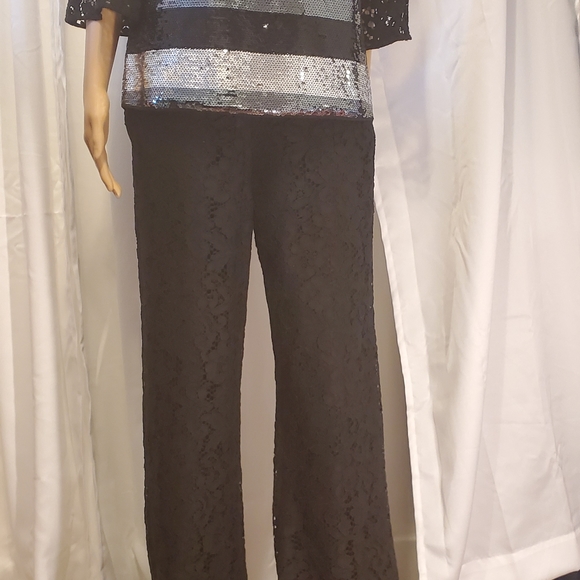 Alegant set for any event 2pc happy holidays lace pants lace top and silver - Picture 5 of 17